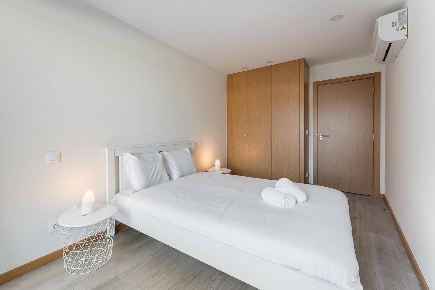 Appartement Guestready - Sleek Monochromatic In Bonfim à OOporto Extérieur photo