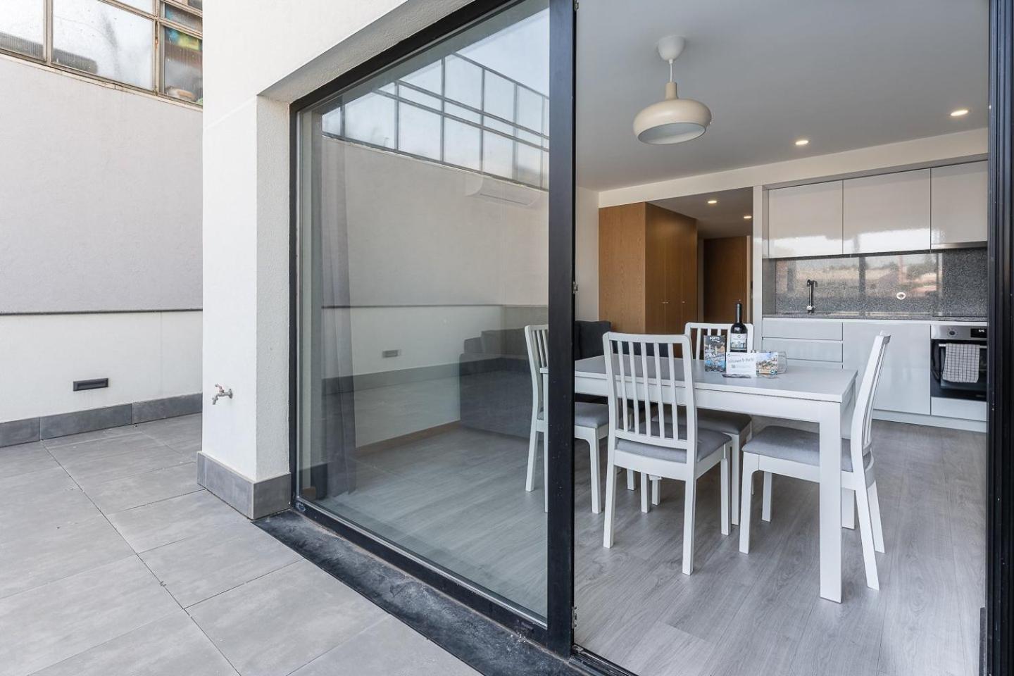 Appartement Guestready - Sleek Monochromatic In Bonfim à OOporto Extérieur photo